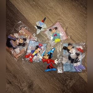 VINTAGE Mickey Mouse and Minnie toys